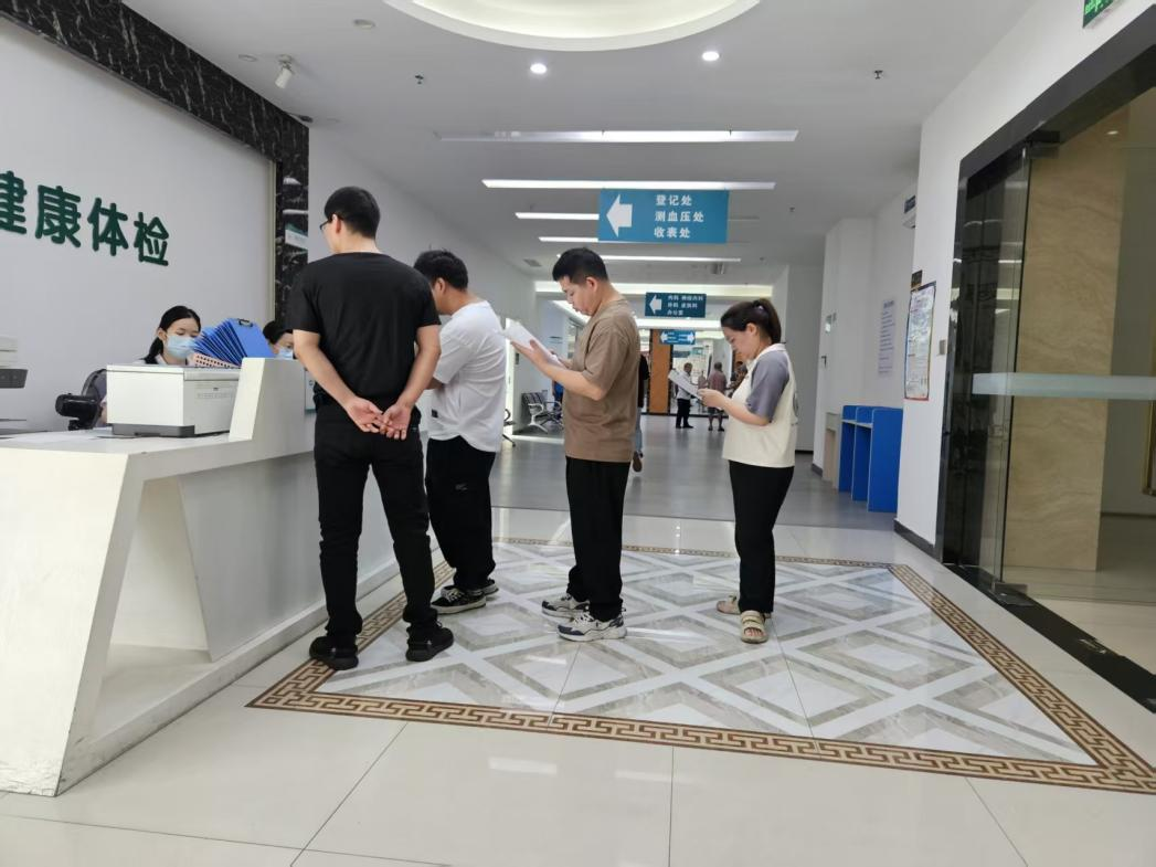 安帕爾公司組織職業(yè)病專項(xiàng)體檢 --為員工健康保駕護(hù)航